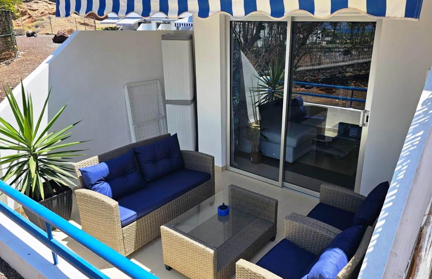 Blue Bay Paradise - Beach Front Apartment With Sea View ปลายาปาไรโซ ภายนอก รูปภาพ