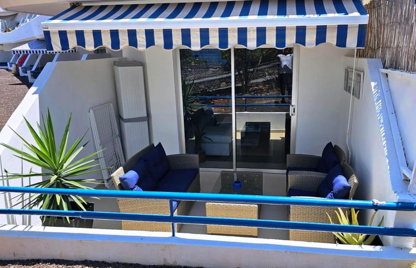 Blue Bay Paradise - Beach Front Apartment With Sea View ปลายาปาไรโซ ภายนอก รูปภาพ