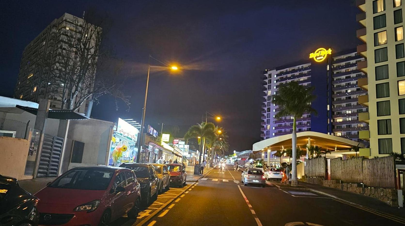 Blue Bay Paradise - Beach Front Apartment With Sea View ปลายาปาไรโซ ภายนอก รูปภาพ